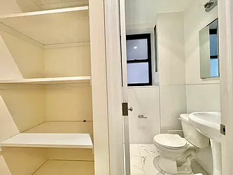 Rented by HOLTON REAL ESTATE INC.