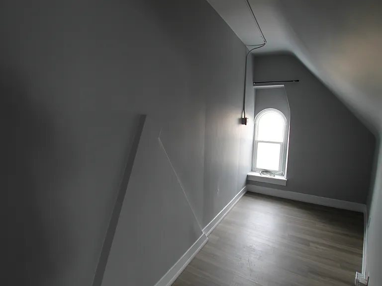 103 Neeve St #D — Photo 5