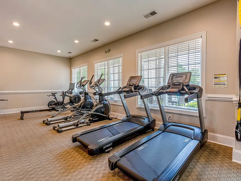Afton Ridge Apartments — Photo 53