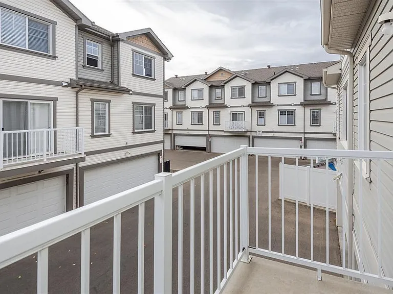 4850 Terwillegar Cmn NW — Photo 14