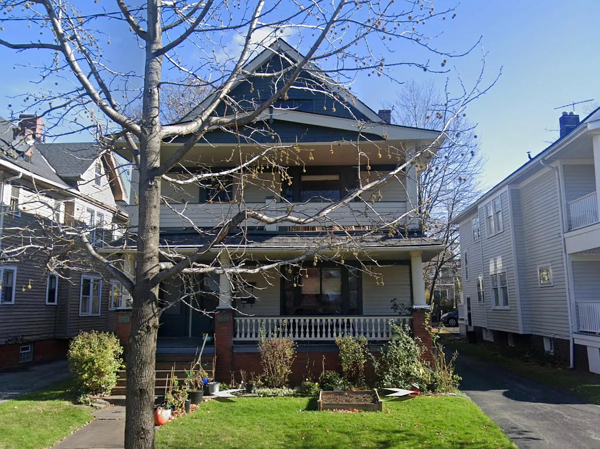 Building Photo - 2541 Kendall Rd #2