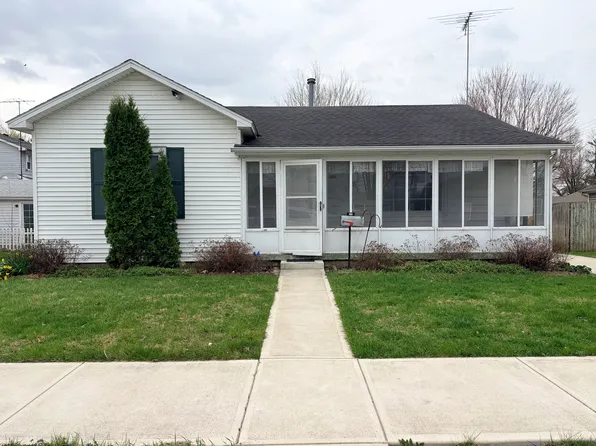 229 E Madison St, Tipton, IN 46072