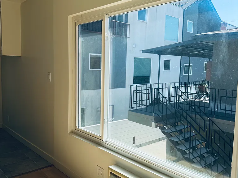 5089 Highland View Ave #10 — Photo 6