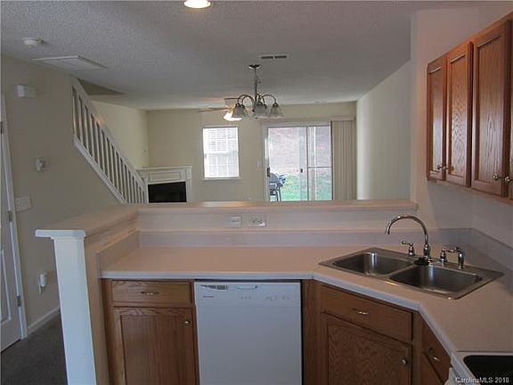 5th image of 309 Wilkes Place Dr #605