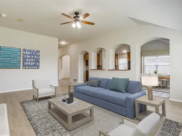 1213 Westridge Dr, Mansfield, TX 76063