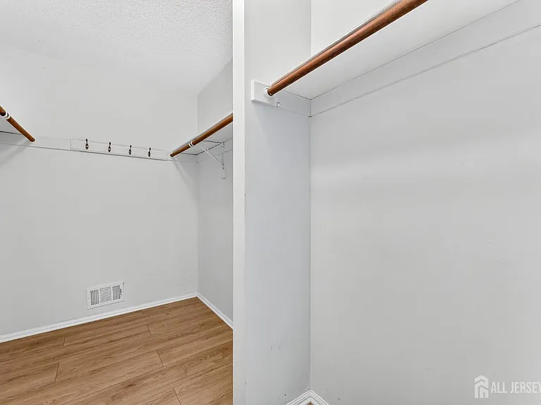 4006 Crawford Ct — Photo 14