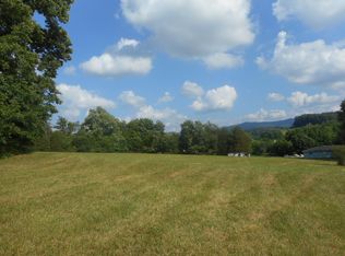 180 Buck Van Huss Dr, Elizabethton, TN 37643