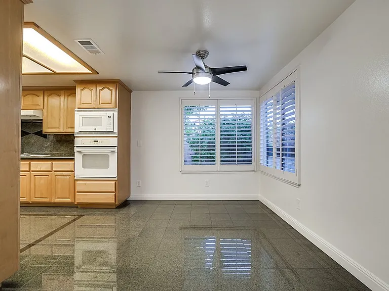 929 Darlene Ct — Photo 22