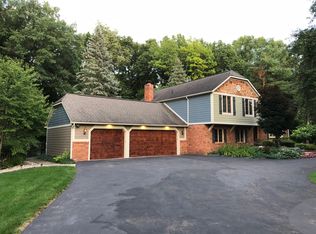 4786 Juniper Dr, Commerce Township, MI
