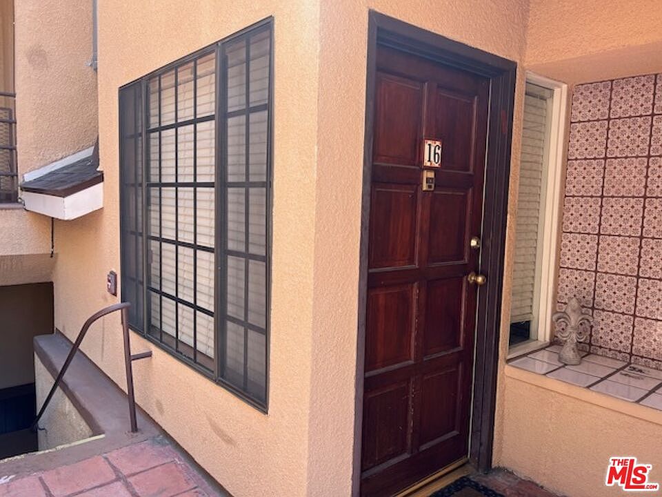 1st image of 5820 Yolanda Ave APT 16
