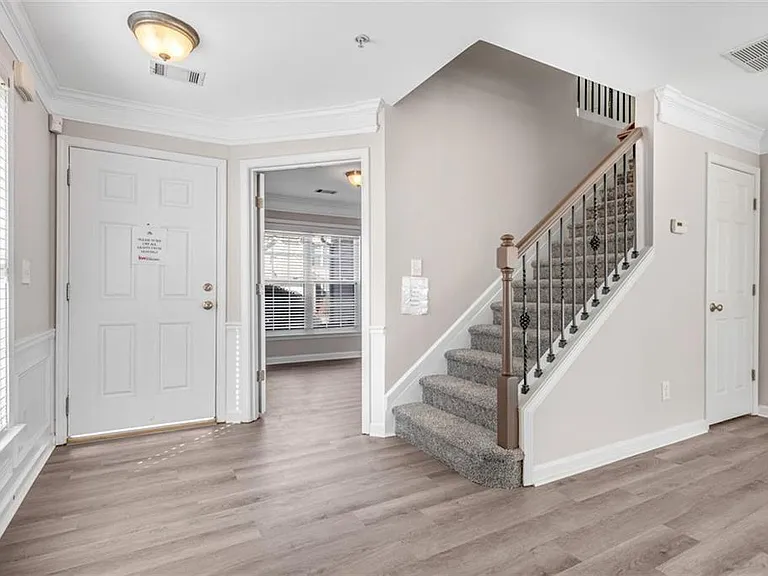 268 Balaban Cir — Photo 15