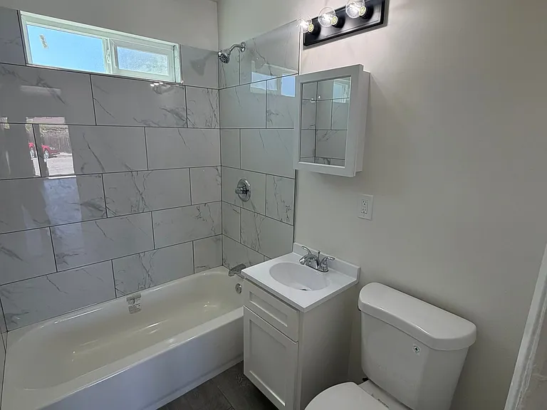 603 Island Ave #2 — Photo 6