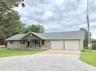 2724 Lafayette Ln, Seneca, MO 64865