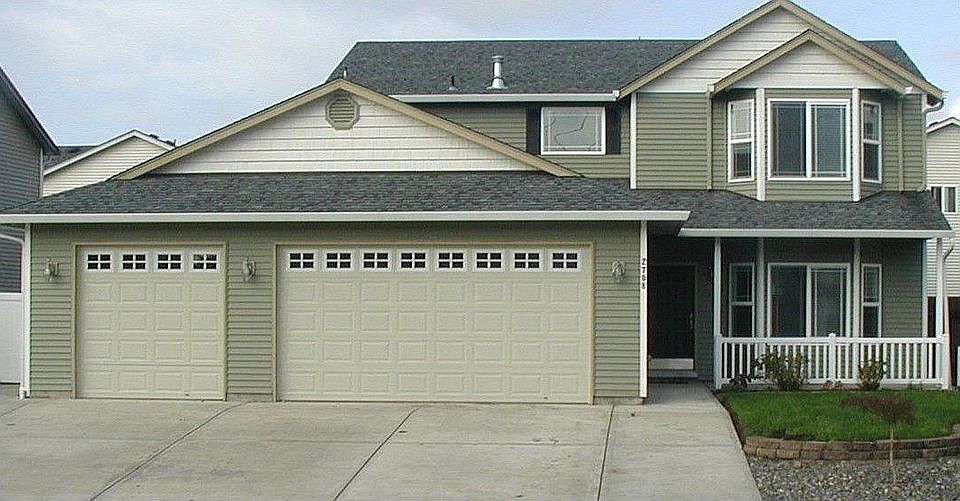 1st image of 2708 NE 166th Pl