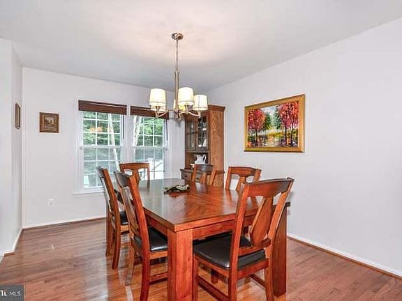 3rd image of 3065 Shagwood Ct