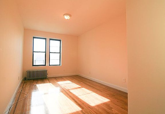 5th image of 78-11 Kew Forest Ln #4DB