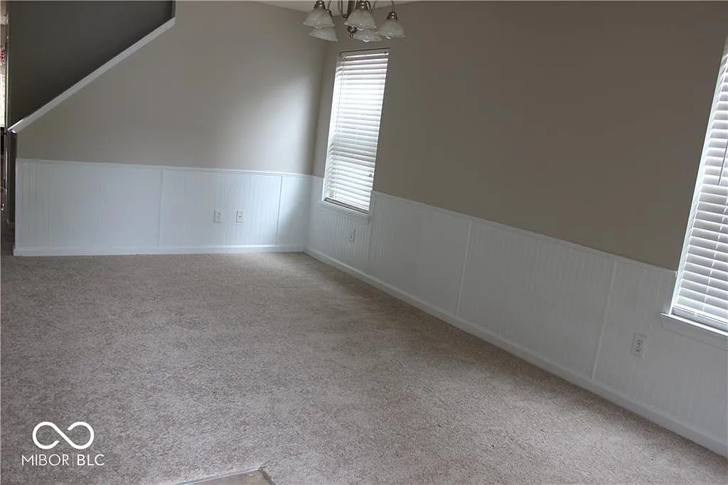3 bed, 2.5 bath, 1992 sqft, $2,150 — Photo 3