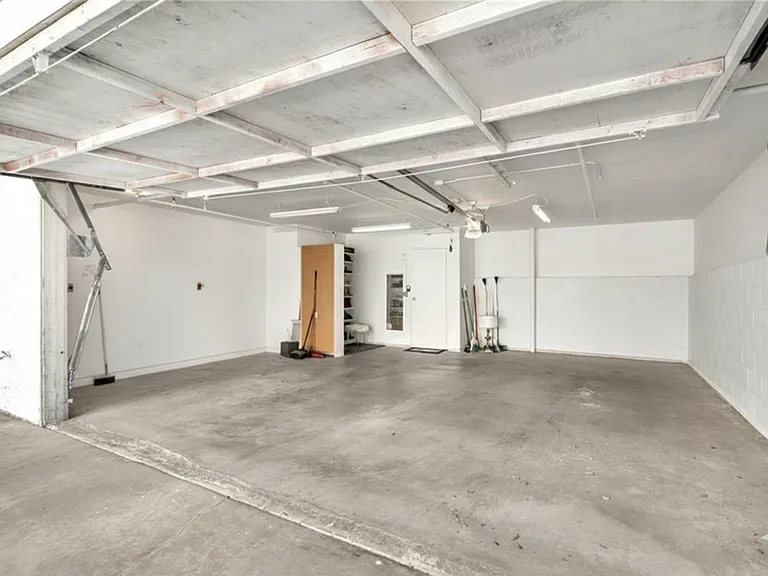 201 Harbor Woods Pl — Photo 14