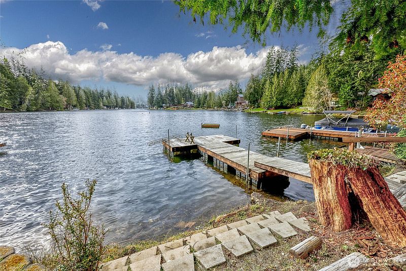 2nd image of 2120 NE Tahuya Blacksmith Road
