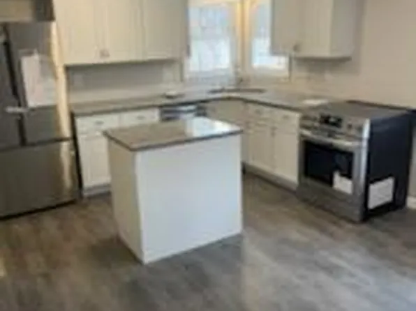 7801 Big Bend ROAD, Waterford, WI 53185