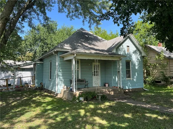 20 Washington St, Petrolia, KS 66720
