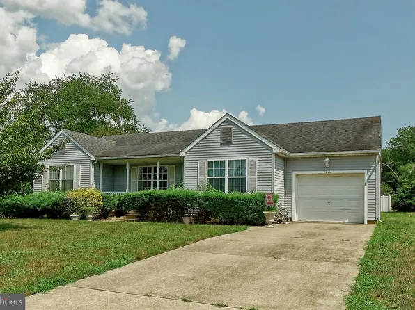 1083 Justin Ct, Vineland, NJ 08361