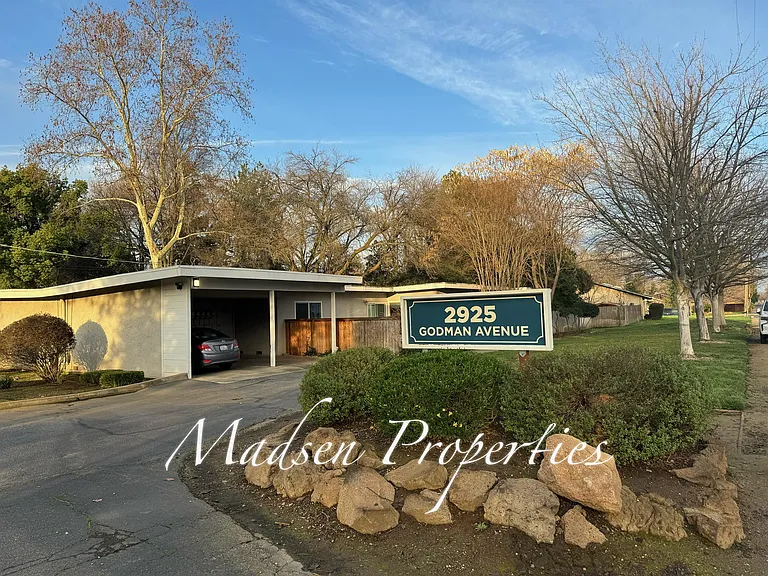 2925 Godman Ave #15 — Photo 5