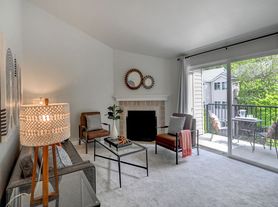 12040 100th Ave NE