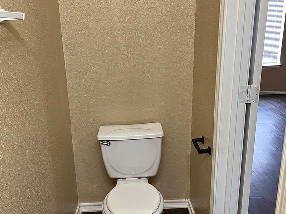 5th image of 3310 Cantabrian Dr APT A