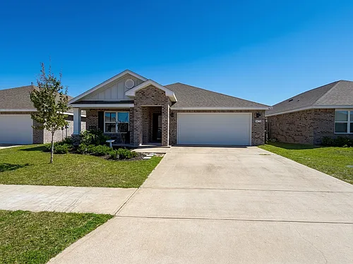 4656 Honor Guard Way Photo 1