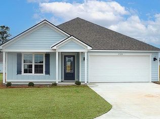 1054 Walter Ln, Hahira, GA 31632