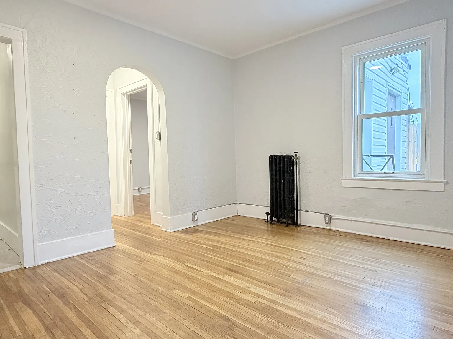 2 bed, $1,247 — Photo 4