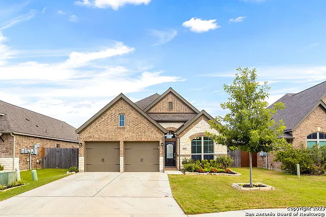 4 bed, 3.0 bath, 2155 sqft, $2,200 — Photo 3