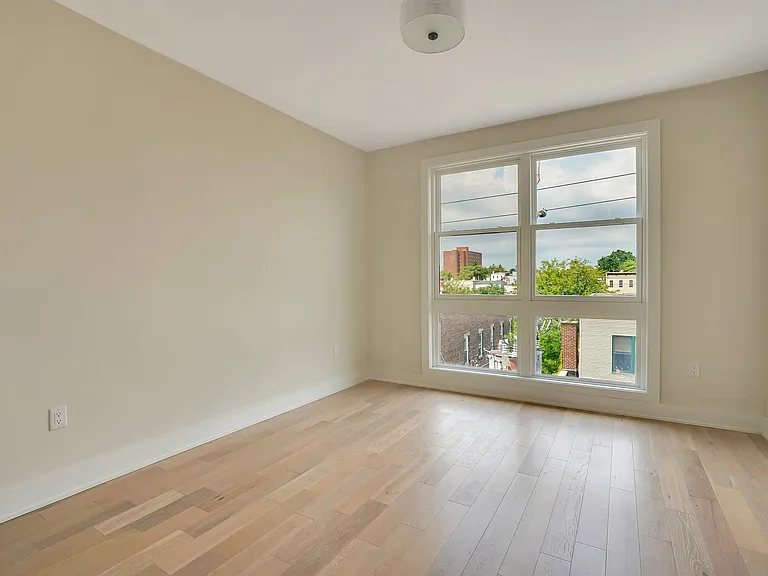 268 New York Ave #2 — Photo 16