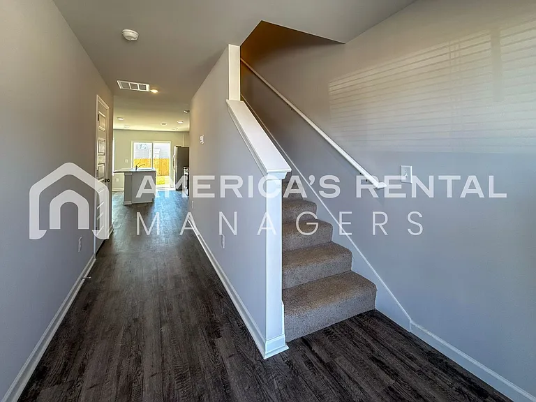 100 River Grass Dr — Photo 8