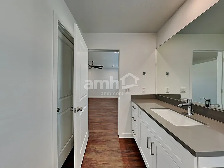 2128 W Alicia Dr — Photo 9
