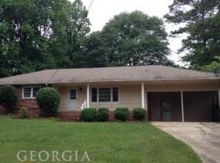180 W Greenwood Dr, Carrollton, GA 30117
