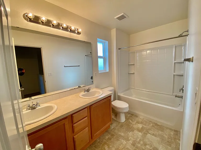 8100 88th St NE — Photo 8