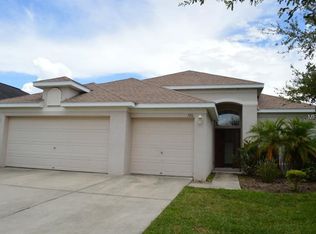 520 York Dale Dr, Ruskin, FL 33570