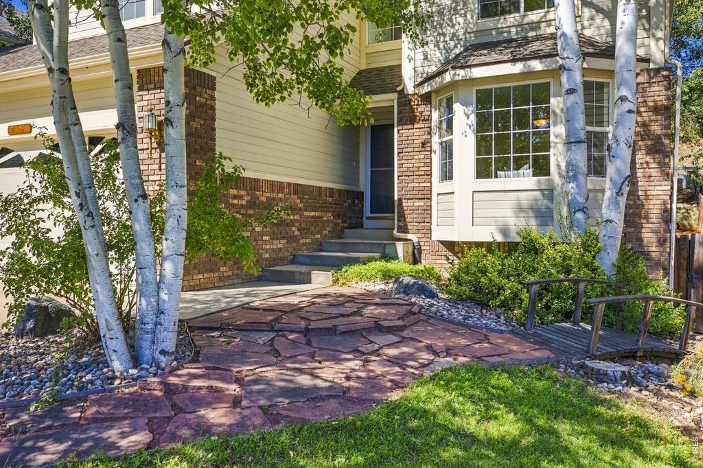 459 Promontory Dr