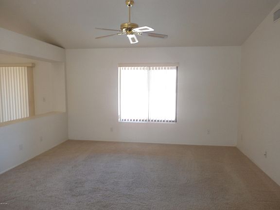 4th image of 2118 Daytona Pl