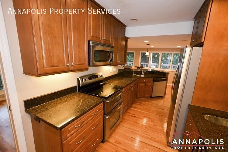 2976 poplar trail — Photo 2