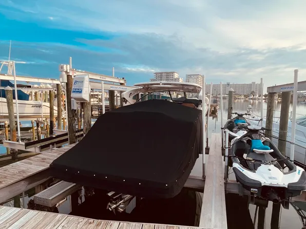 770 Harbor Blvd Slip D7, Destin, FL 32541