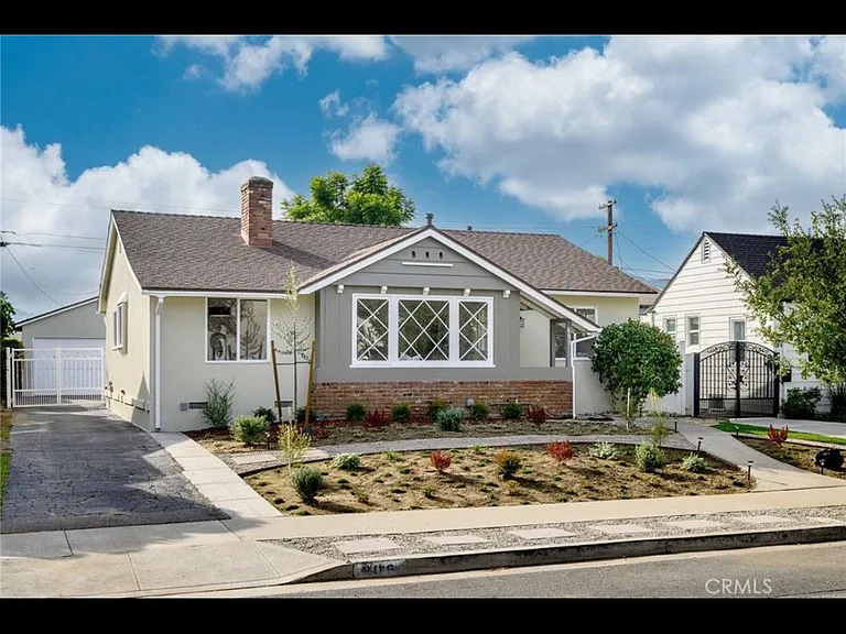 806 Burchett St — Photo 5