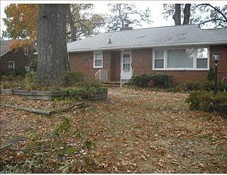 2nd image of 3541 N Crestline Dr