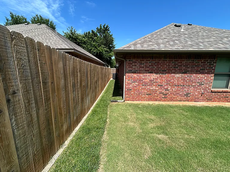 1240 NW 183rd St — Photo 21
