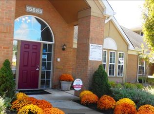 15745 Goddard Rd APT 101, Southgate, MI 48195