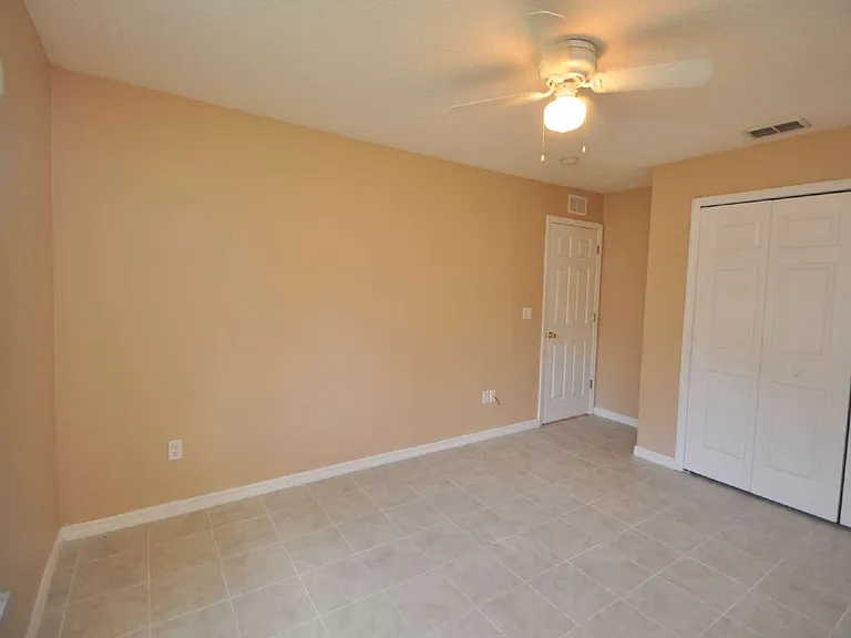 69 Rose Dr #B — Photo 19