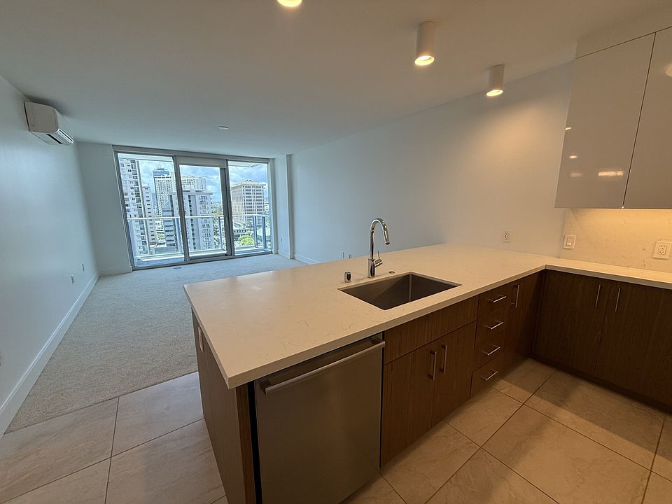 1st image of 629 Keeaumoku St #1205