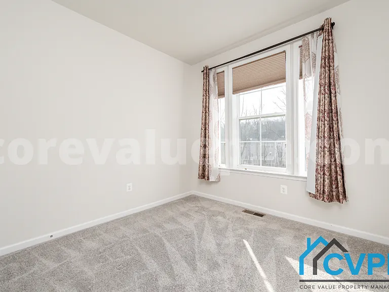 7772 Willow Oak Ct — Photo 15